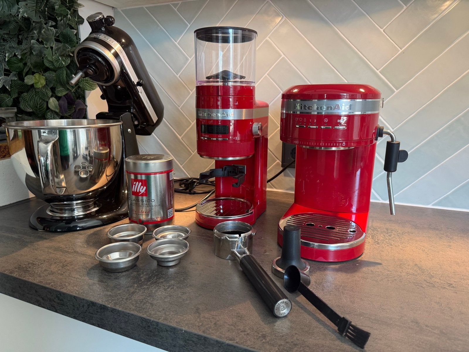 Kitchenaid Artisan Espressomachine met Koffiemolen, Ophalen, Afneembaar waterreservoir, Espresso apparaat, Gemalen koffie