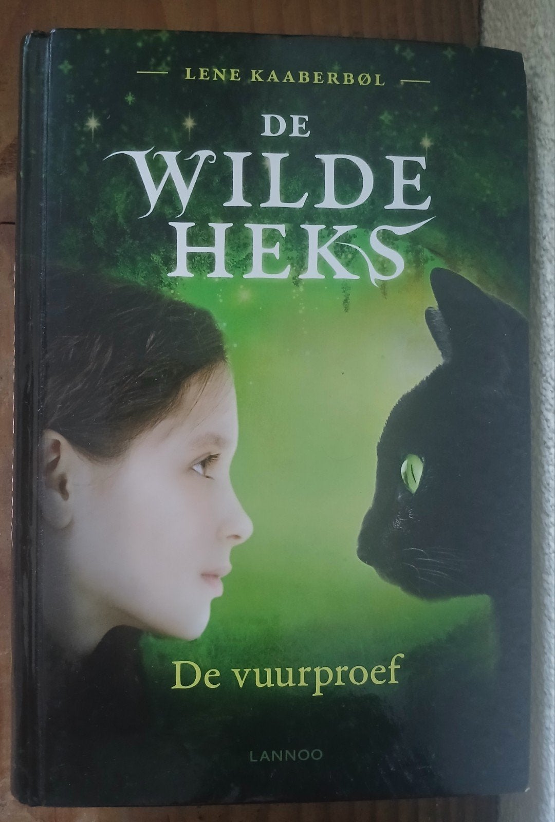 De Wilde Heks - Deel 1 & deel 2, Boeken, Ophalen of Verzenden, Gelezen, Lene Kaaberbøl, Fictie