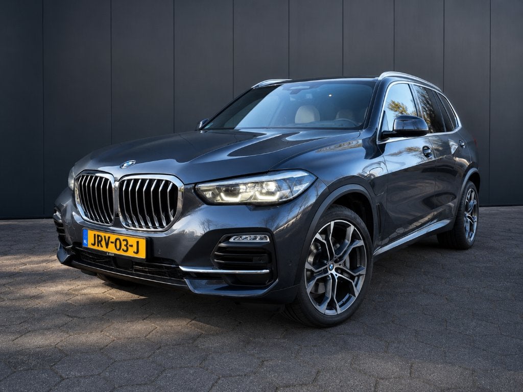 BMW X5 45e High Executive - Pano | Trekhaak | HUD | H&K, Auto's, BMW, Vierwielaandrijving, Hybride Elektrisch/Benzine, 71 km/l