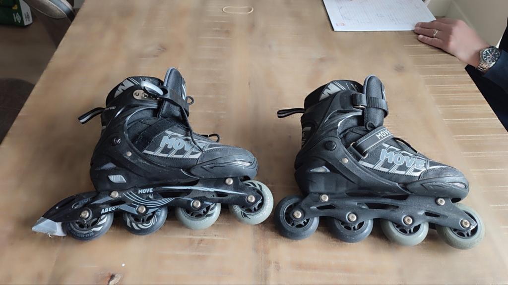 Inline skates - MOVE - Zwart - Maat 38-41, Ophalen of Verzenden, Verstelbaar, Gebruikt, Kinderen