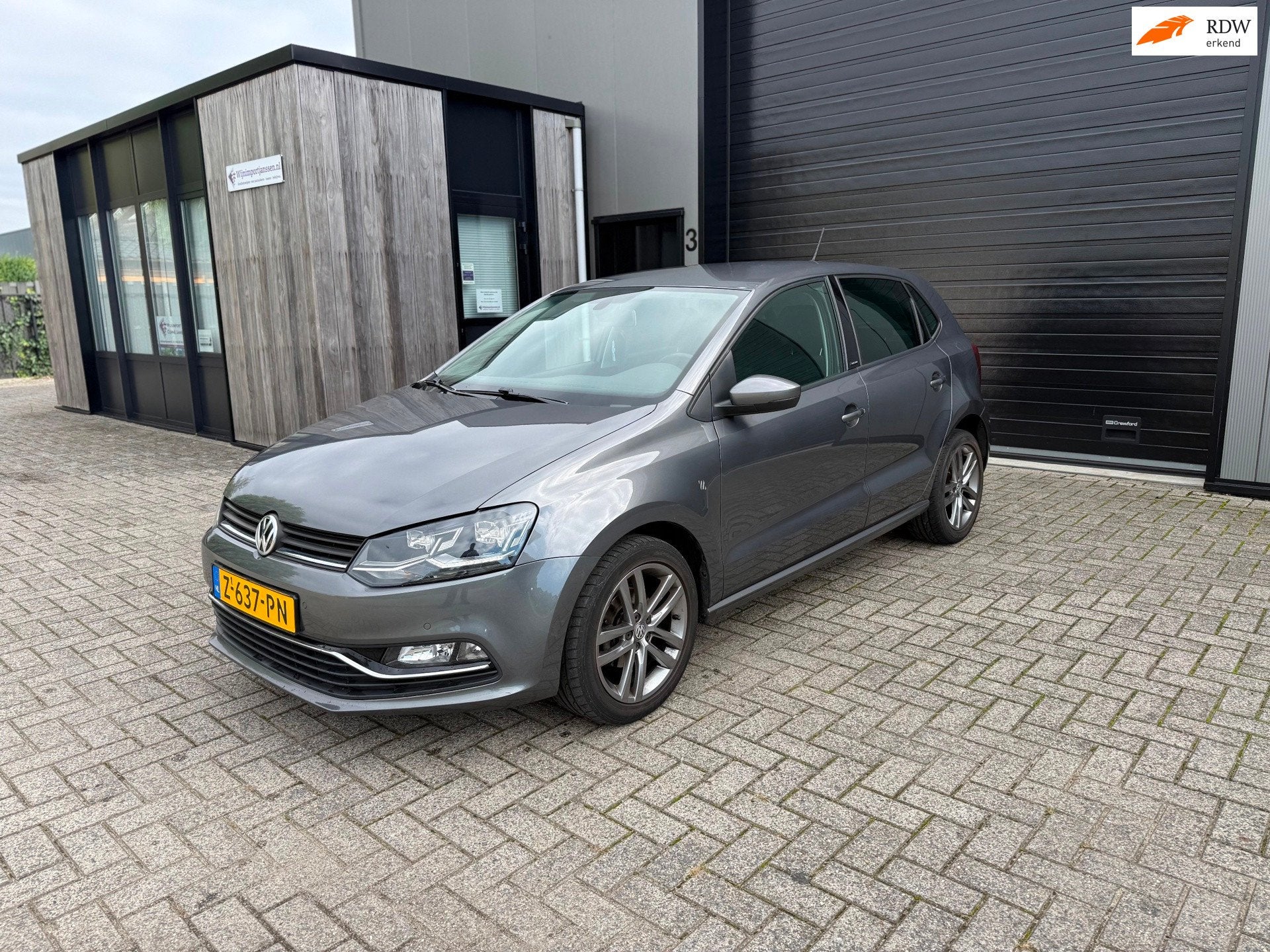 Volkswagen POLO 1.2 TSI BlueMotion Allstar| CRUISE| PDC| STO, Auto's, 4 cilinders, Bedrijf, Handgeschakeld, 1000 kg