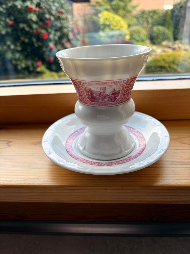 Rudesheimer tasse met schotel Heinrich Villeroy & Boch, Nieuw, Ophalen of Verzenden, Overige stijlen, Kop(pen) en/of Schotel(s)