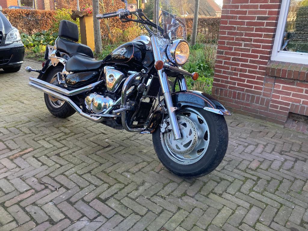 Suzuki VL1500 Intruder LC - 2003 - Nette staat!, Motoren, Motoren | Suzuki, 2 cilinders, Occasion, Sportuitlaat, 1500 cc