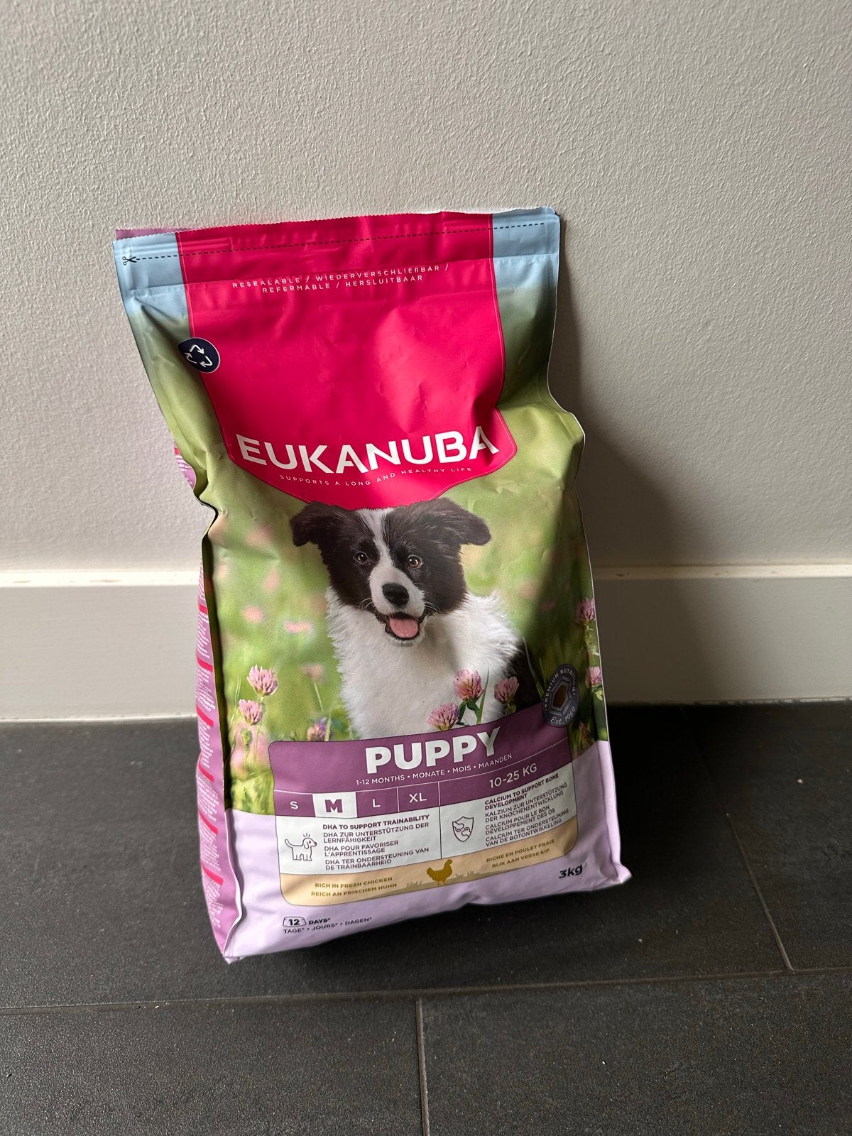 Eukanuba Puppybrokken M - VERSE KIP, Ophalen, Hond