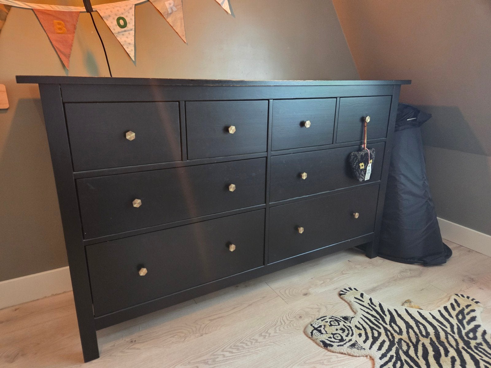 IKEA HEMNES ladekast met 8 lades - Zwart, Gebruikt, 150 tot 200 cm, Ophalen of Verzenden, Minder dan 100 cm