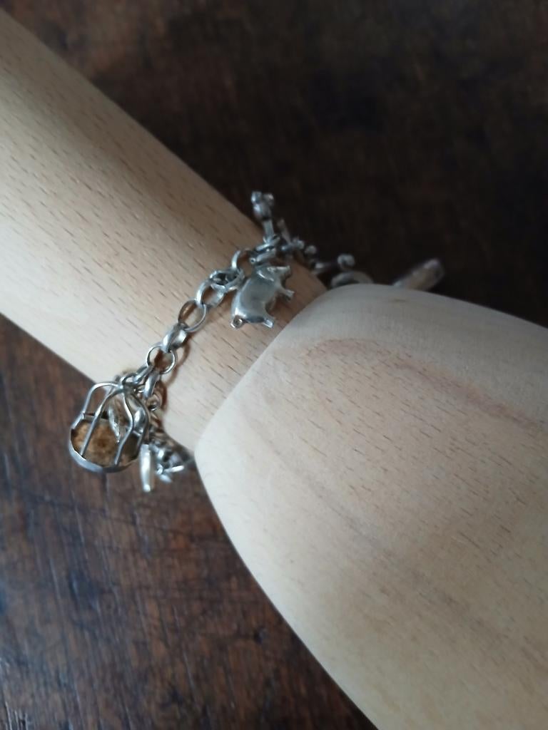 Oude Zilveren Bedelarmband  12 Bedels, Gebruikt, Ophalen of Verzenden, Met bedels of kralen, Zilver