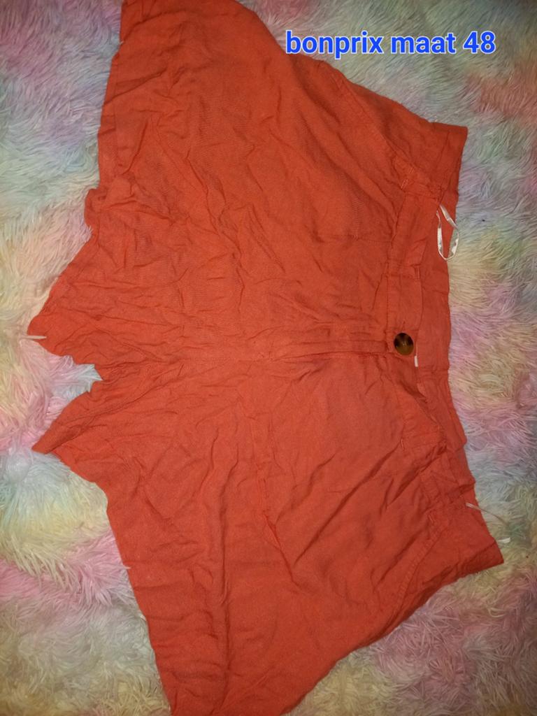 Bonprix  korte broek maat 48, Bonprix, Kort, Maat 46/48 (XL) of groter, Oranje