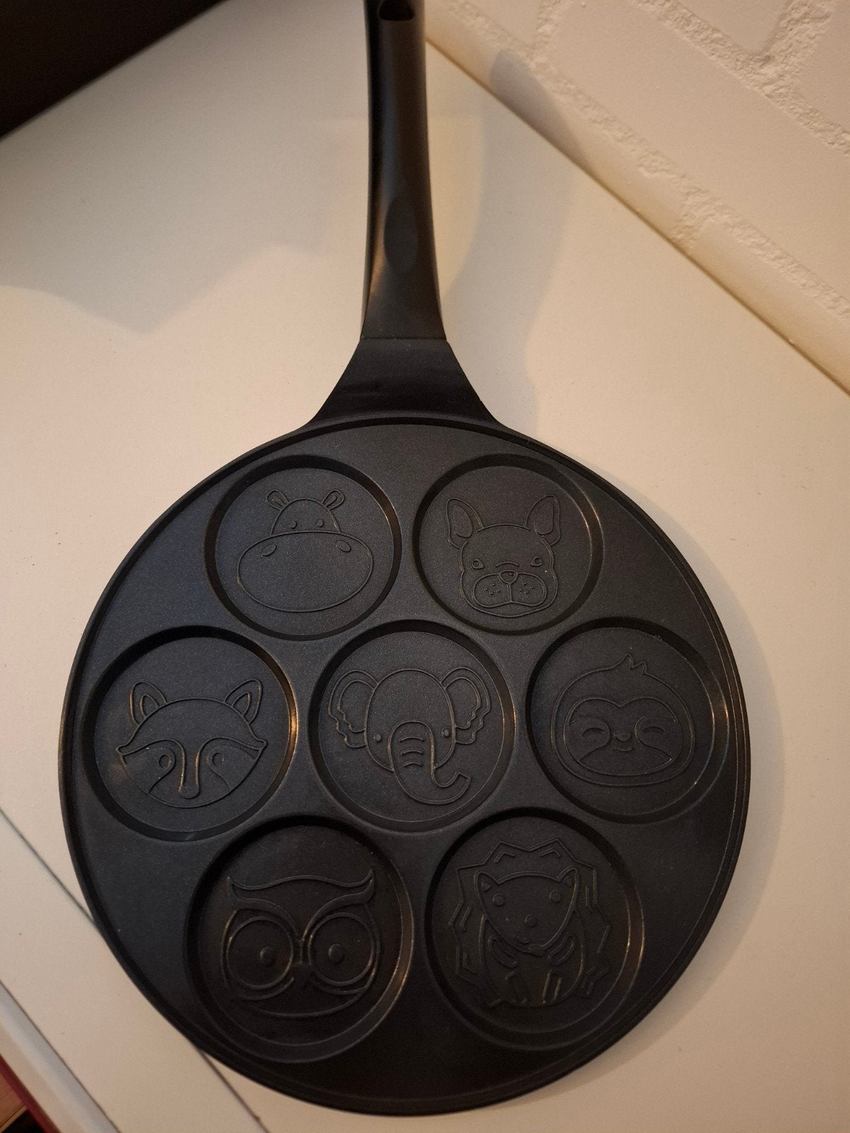 Crofton Pannenkoekenpan met Dierenfiguren, Huis en Inrichting, Keuken | Potten en Pannen, Antiaanbaklaag, Aluminium, Zo goed als nieuw