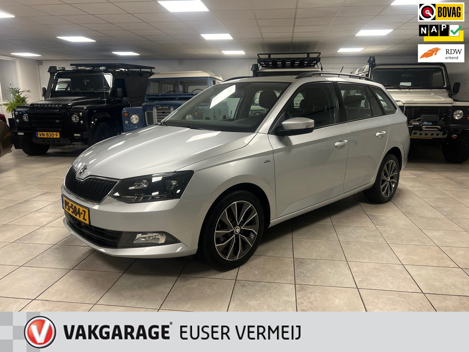 Skoda Fabia Combi 1.0 TSI Drive Navigatie, Airco, Cruise con, Voorwielaandrijving, Stof, 95 pk, Parkeersensor