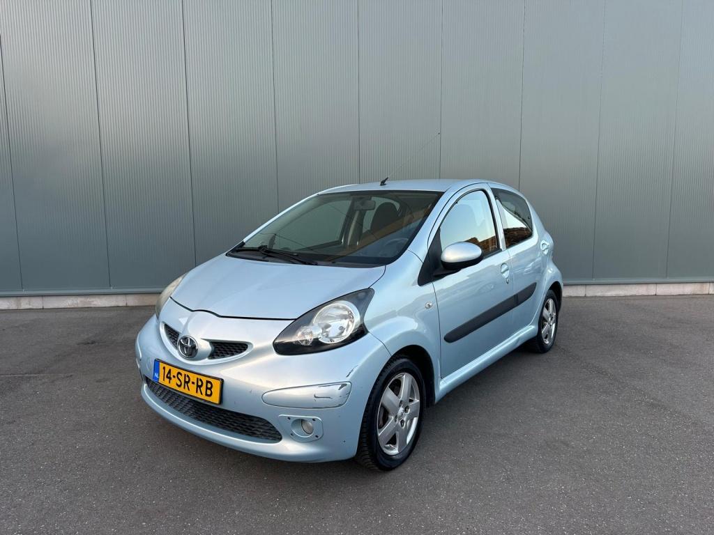 Toyota Aygo 1.0-12V Sport NIEUWE KOPPELINGSET | AIRCO !, Voorwielaandrijving, 68 pk, Origineel Nederlands, Bedrijf