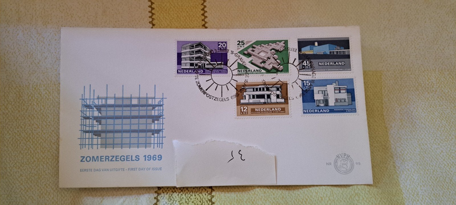 Collectie van ca 150 Eerste Dag Enveloppen (FDC) - Nederland, Postzegels en Munten, Postzegels | Eerstedagenveloppen, Ophalen