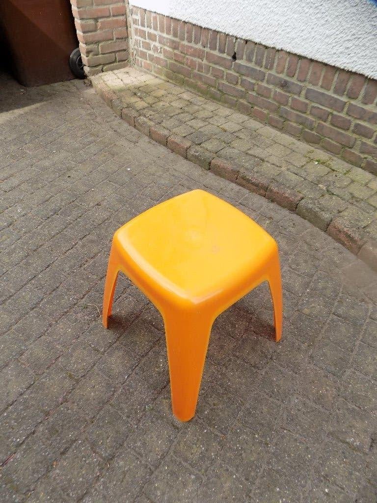 Vintage Spaceage jaren 70 kruk retro oranje, Ophalen of Verzenden, Gebruikt, Kunststof