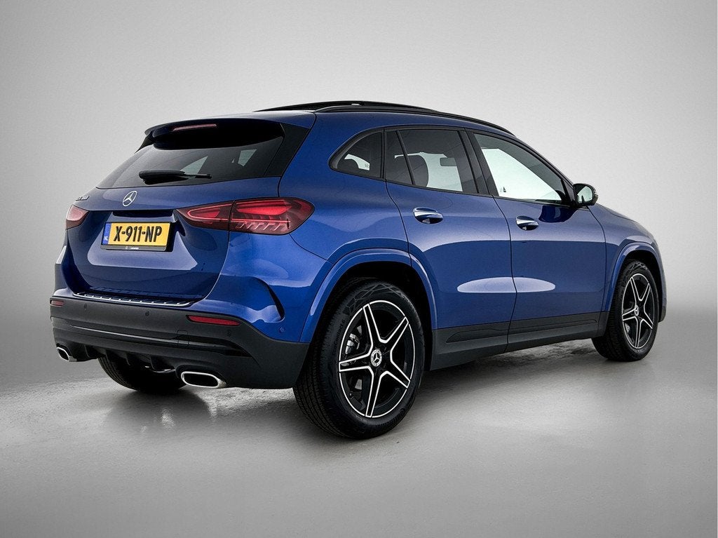 Mercedes-Benz GLA 180 AMG Line | AMG-Line In en Exterieur |, 12 maanden, 15 km/l, Gebruikt, 4 cilinders