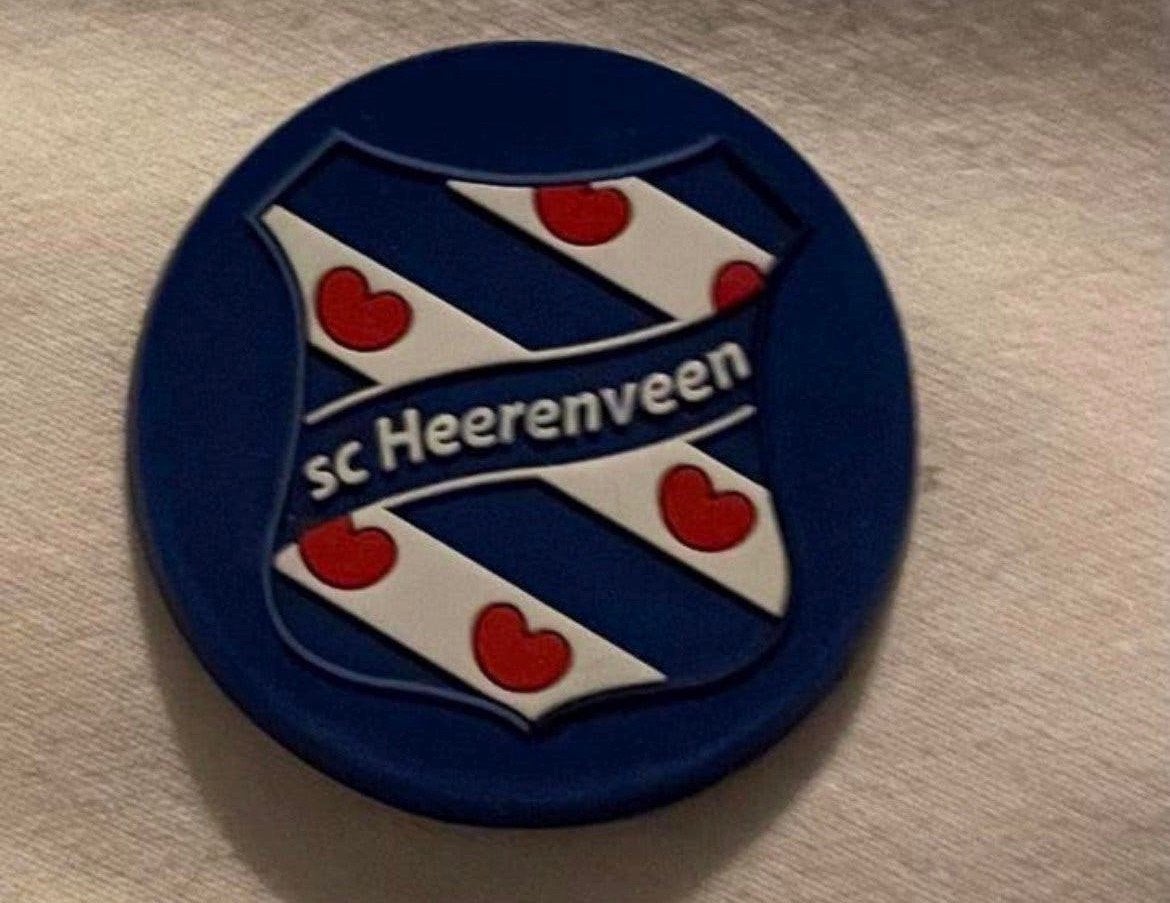 Sc Heerenveen magneet voor de fan! van gummi 3D rond, Ophalen of Verzenden, Zo goed als nieuw, Overige binnenlandse clubs, Poster, Plaatje of Sticker