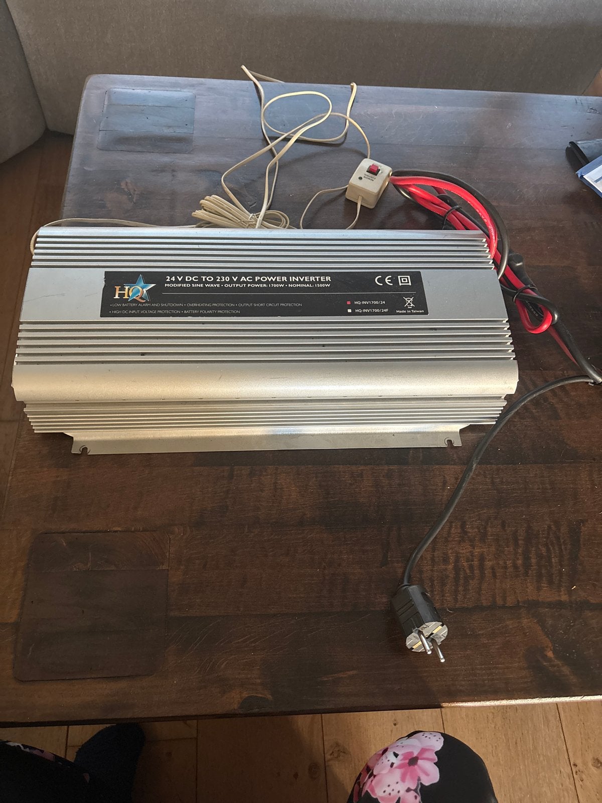 HQ Omvormer 24V DC naar 230V AC - 1700W/1500W, Ophalen of Verzenden