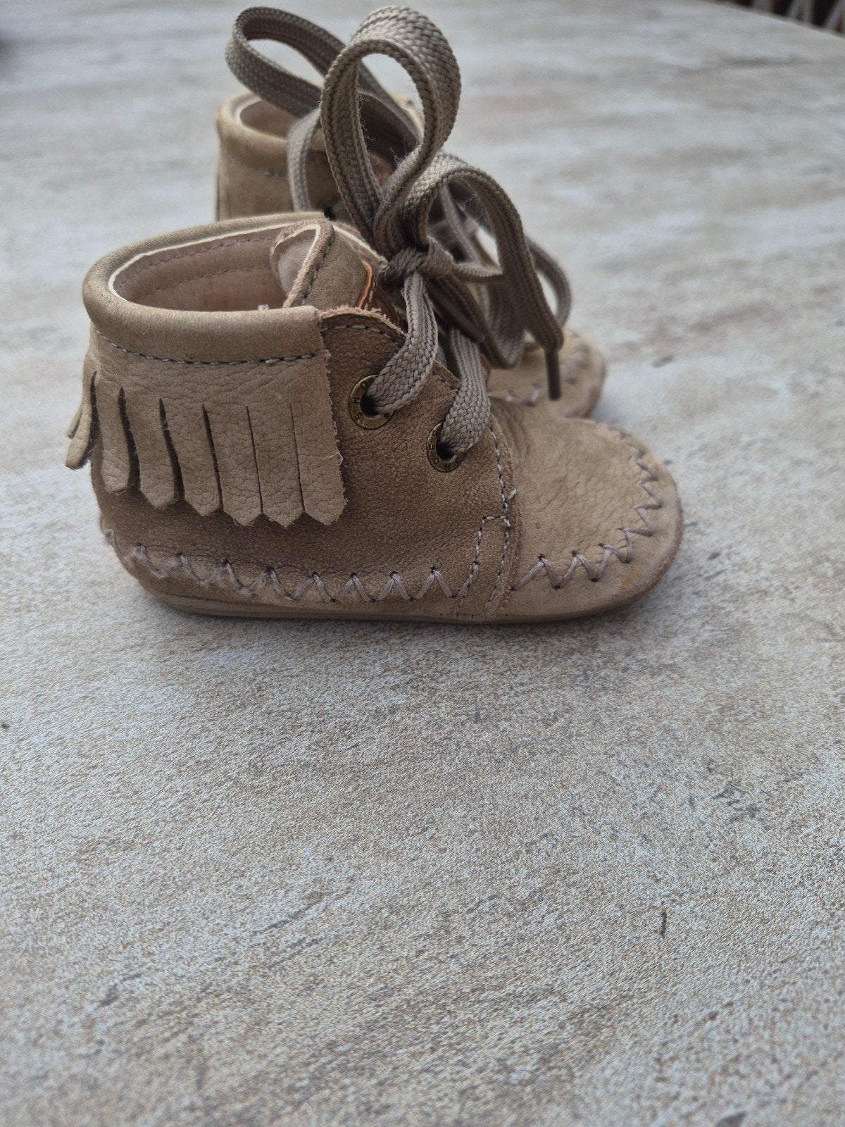 Baby-proof schoentjes maat 19 - Zo goed als nieuw, Ophalen, Jongen of Meisje, Schoenen, Zo goed als nieuw