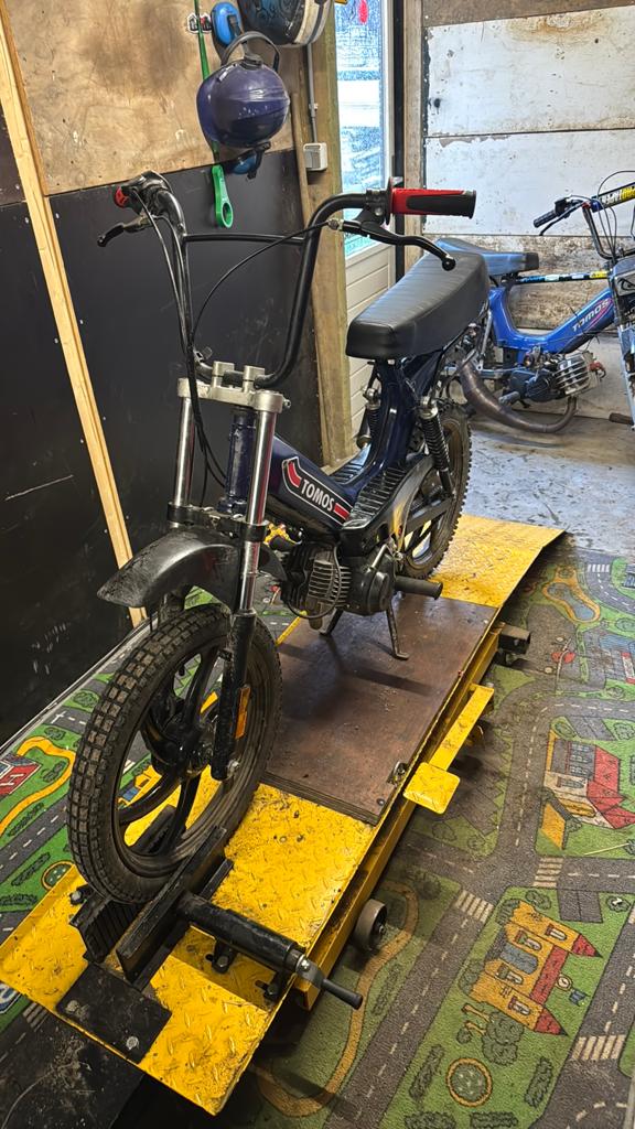 Cross Tomos 65 cc, Fietsen en Brommers, Ophalen, Zo goed als nieuw, Standard