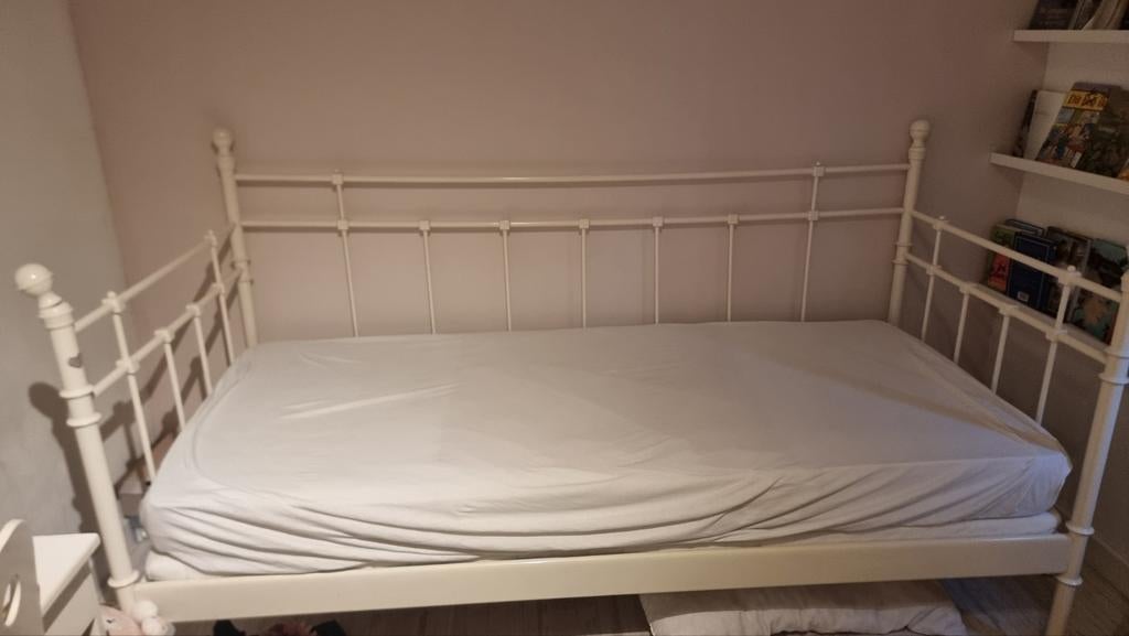 Ikea bed., Gebruikt, Eenpersoons, Wit, Metaal