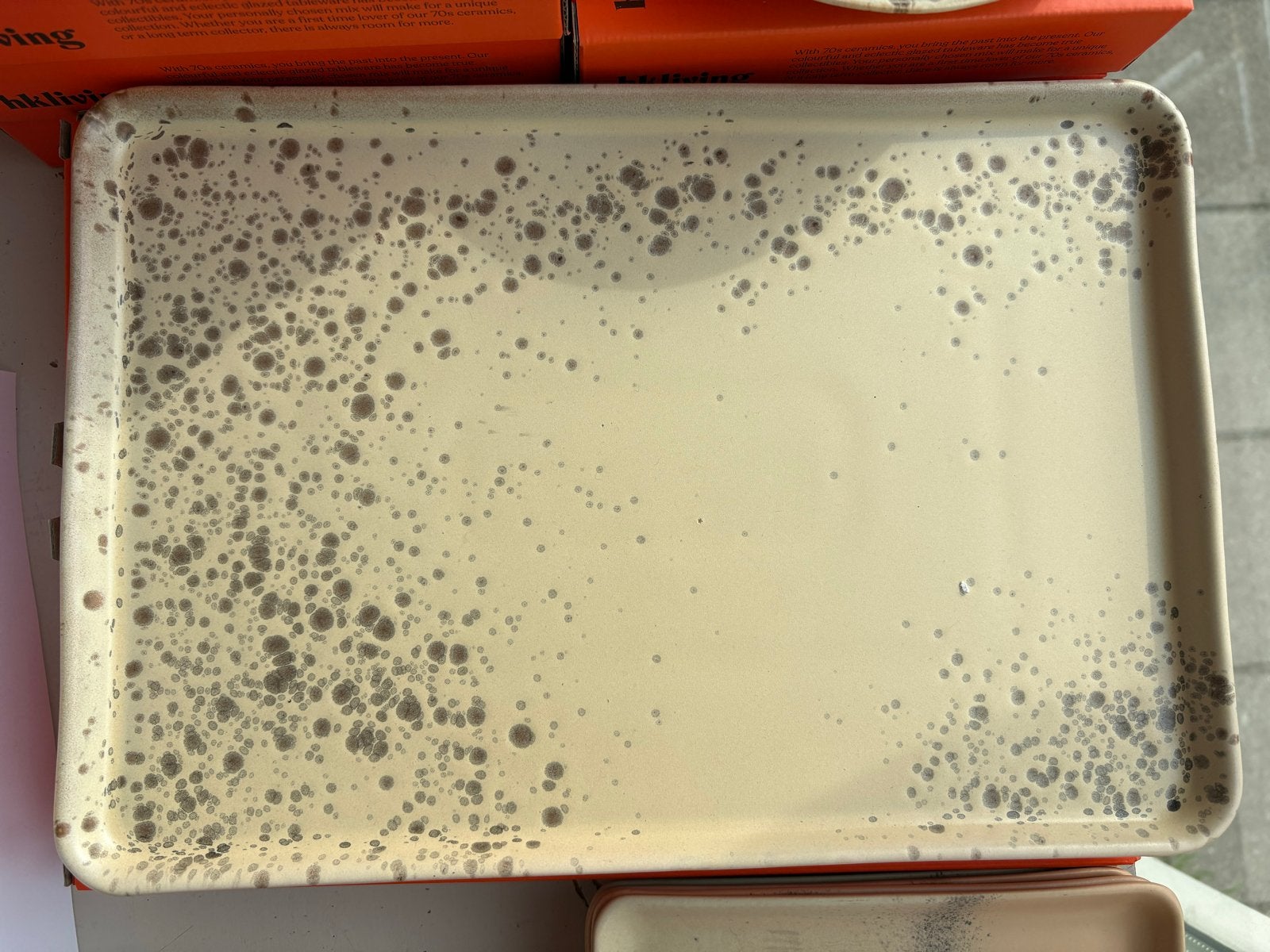 HKliving 70s Keramiek large tray Grit - Nieuw, Met opstaande rand, Nieuw, Ophalen of Verzenden, Dienblad