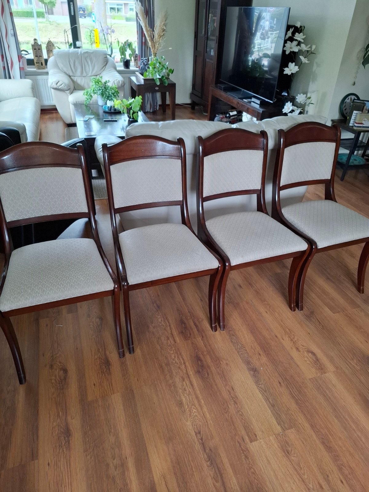 Set van 4 klassieke eetkamerstoelen mahoniehout, Ophalen