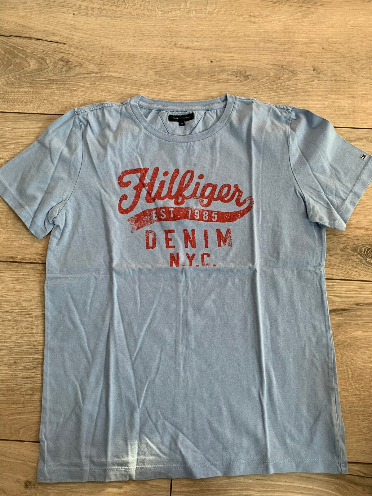 Mooie tommy hilfiger shirt. Maat 176., Ophalen of Verzenden, Zo goed als nieuw, Jongen, Shirt of Longsleeve