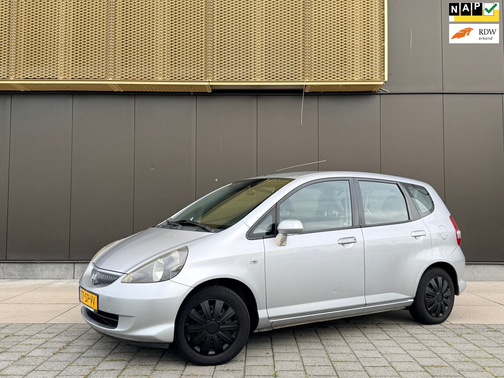 Honda Jazz 1.2 Cool | Airco ijskoud!| Nwe APK | Elektr ramen, Voorwielaandrijving, Zwart, 4 cilinders, Metallic lak