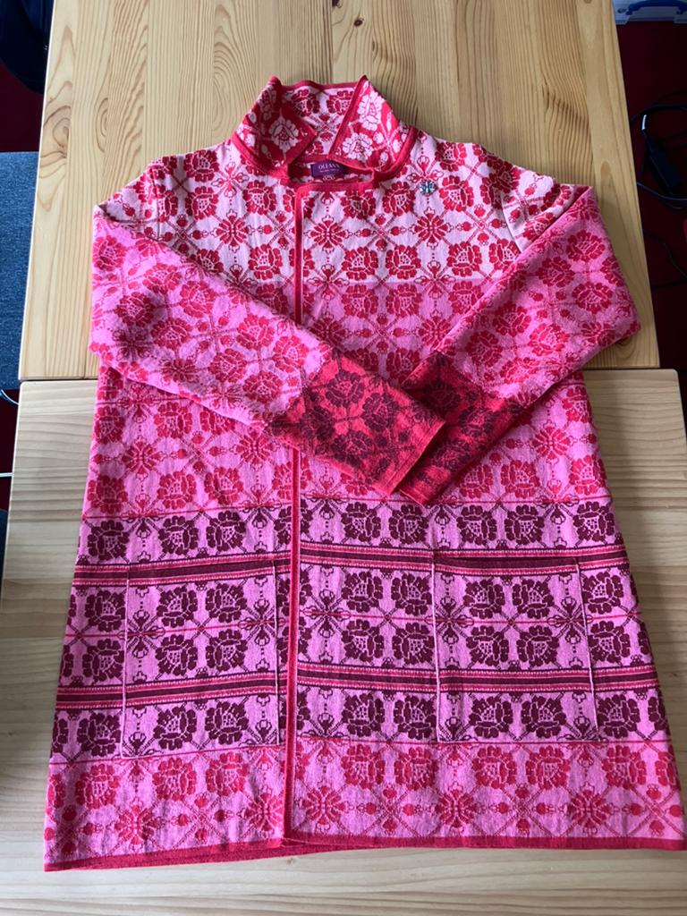 Oleana lang vest, Ophalen of Verzenden, Zo goed als nieuw, Maat 42/44 (L)