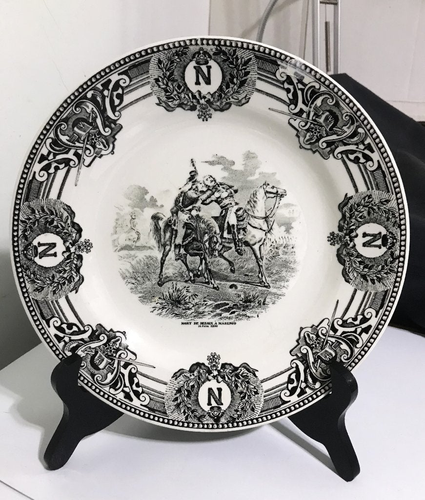 Napoleon Boch Bord 24 cm + gratis staander😍💑🤗🤗🎁👌, Antiek en Kunst, Ophalen of Verzenden
