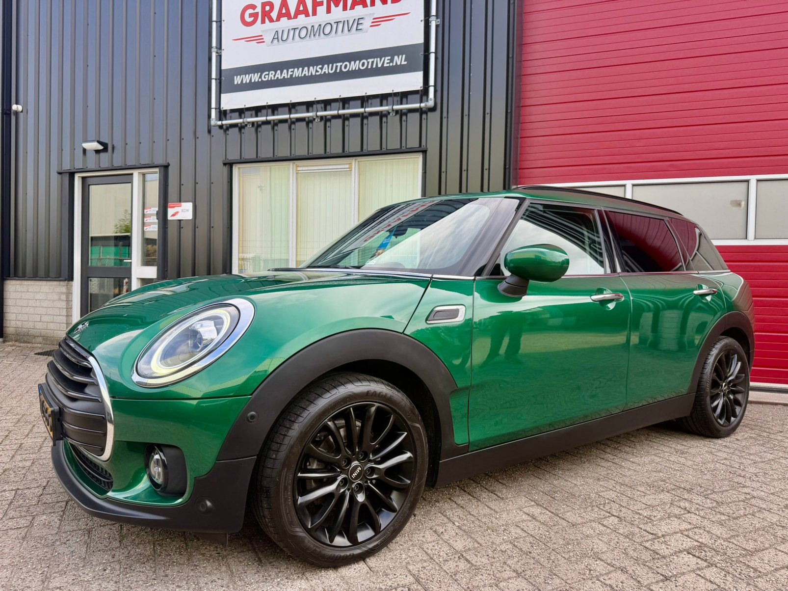 Mini Clubman AUTOMAAT leder Apple Carplay 1 JAAR GARANTIE, Auto's, 1325 kg, Bi-Xenon koplampen, 3 cilinders, 1100 kg