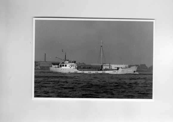 scheepvaart-foto-dina, Ophalen of Verzenden, Zo goed als nieuw, Motorboot, Boek of Tijdschrift
