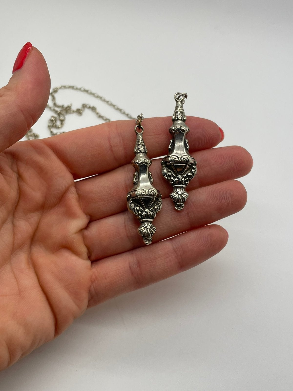 F103 Prachtige zilveren jasseron ketting met breipendoppen, Sieraden, Tassen en Uiterlijk, Ophalen of Verzenden, Zilver, Ketting