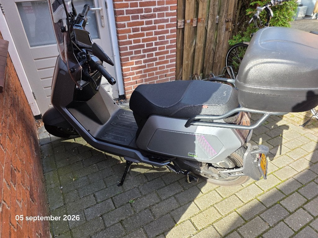 NIU Nix 150 bromscooter bj sept 2025, Ophalen, Maximaal 45 km/u, Elektrisch, Nieuw