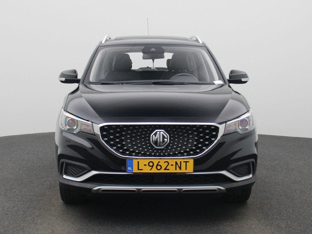 MG ZS EV Luxury 45 kWh | lichtmetalen velgen | panoramadak |, Auto's, MG, Gebruikt, 143 pk, ZS, 1507 kg