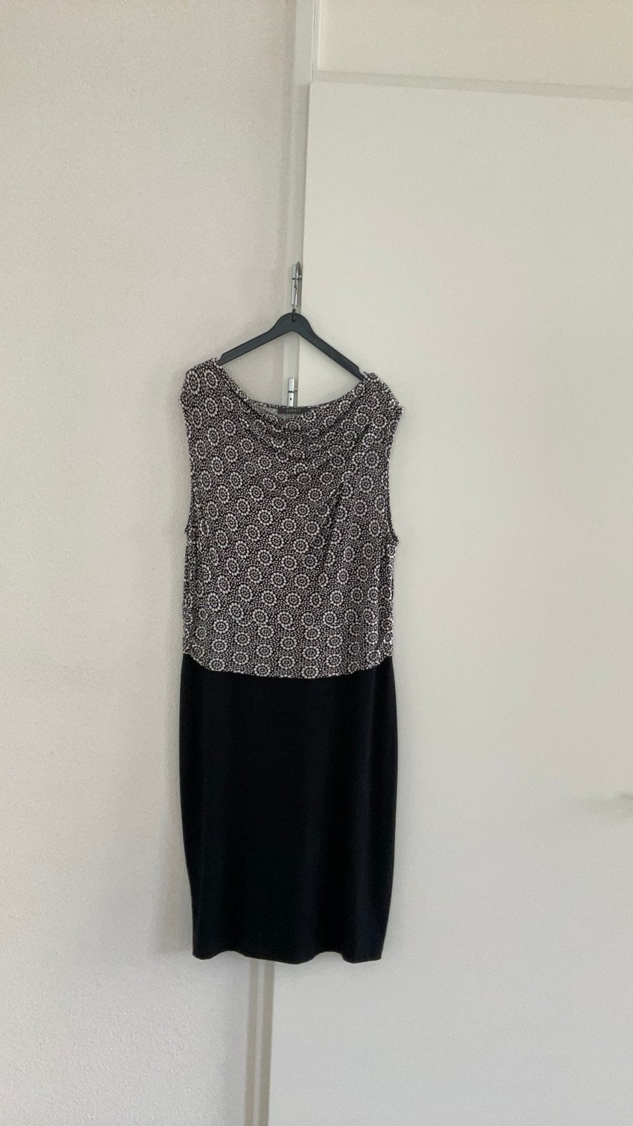 Esprit jurk! Maat 40, Kleding | Dames, Ophalen of Verzenden, Zo goed als nieuw, Maat 38/40 (M), Zwart