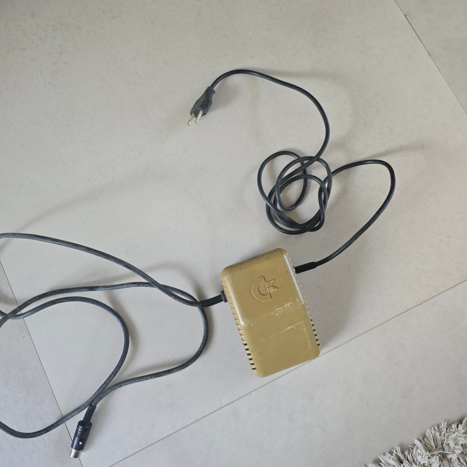 Commodore 64 Voeding - Werkt Perfect, Computers en Software, Vintage Computers, Ophalen of Verzenden, Commodore