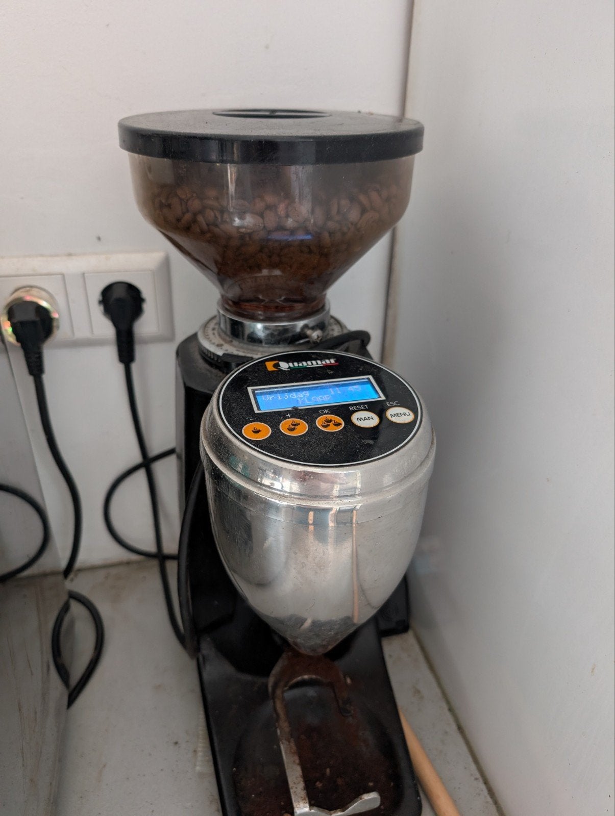 Quamar M80E bonenmaler - Professionele koffiemolen, Ophalen of Verzenden, Gebruikt, Overige modellen, Koffiebonen