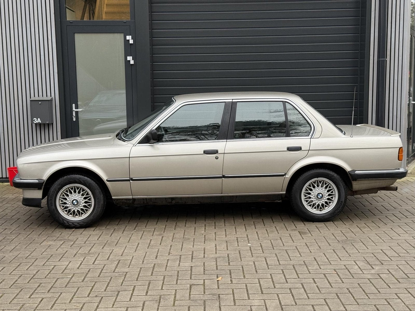 BMW 3 Serie 325i (bj 1985), foto 7