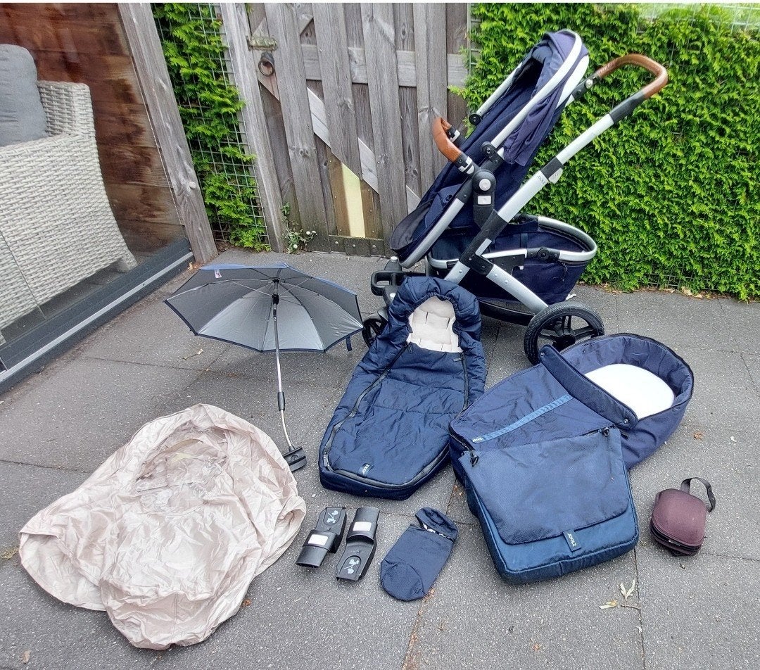 Mooie blauwe Joolz kinderwagen combiwagen. Uitgebreide set, Kinderen en Baby's, Kinderwagens en Combinaties, Ophalen, Combiwagen