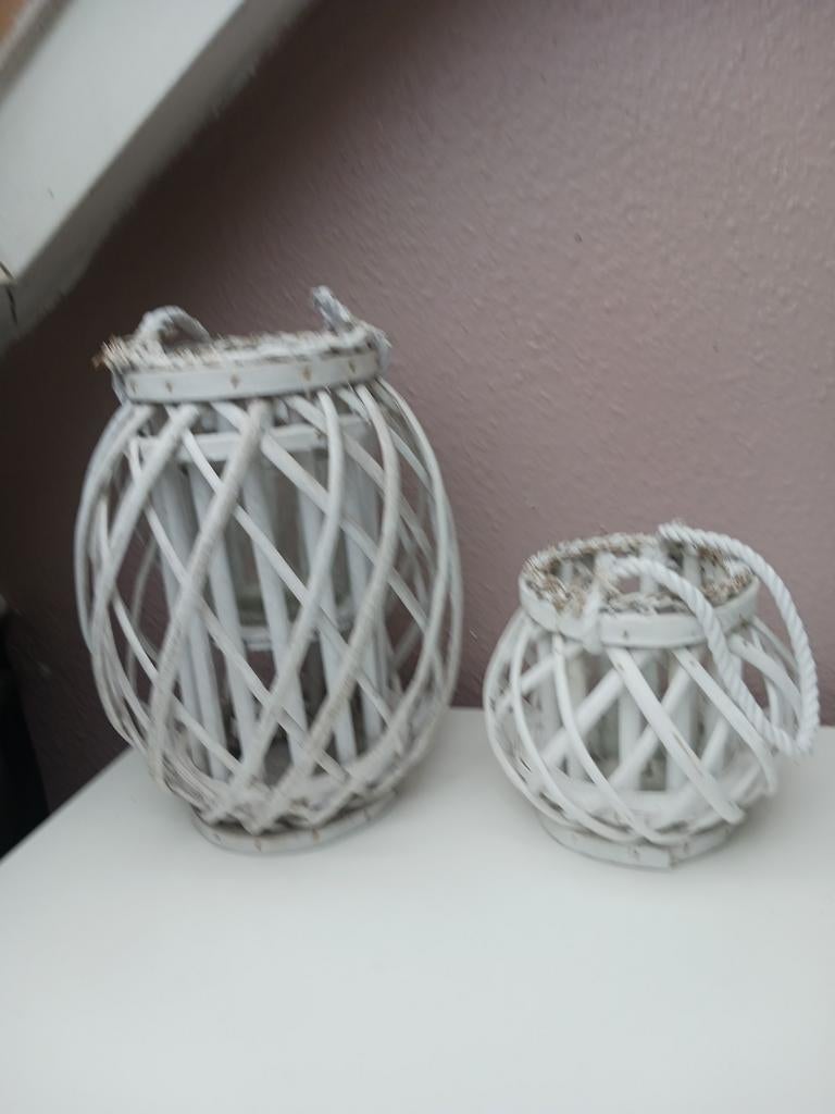 2 windlichten  voor de  tuin, Huis en Inrichting, Woonaccessoires | Kandelaars en Kaarsen, Ophalen, Overige materialen, Minder dan 25 cm