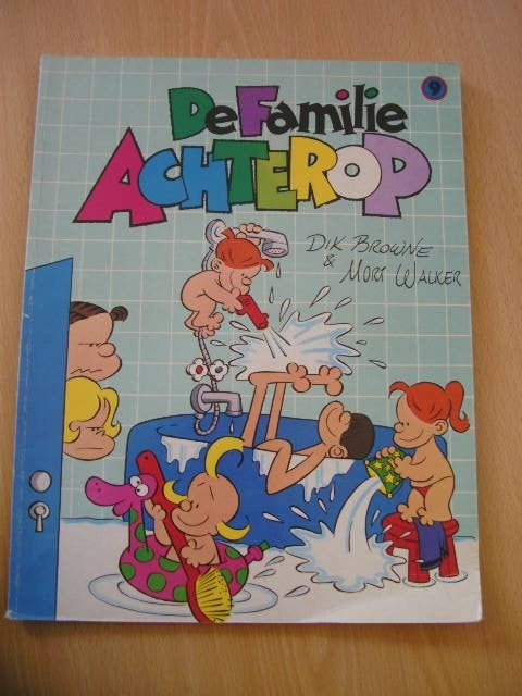 De familie Achterop 9, stripboek, Boeken, Stripboeken, Eén stripboek, Ophalen of Verzenden, Gelezen