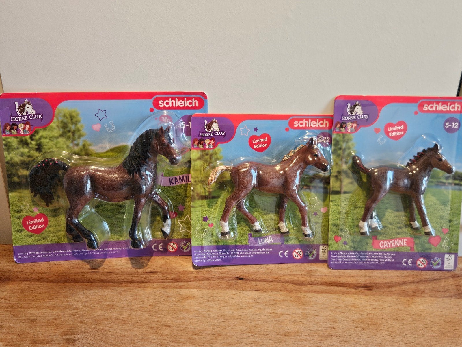 Schleich tijdschrift Arabier hengst en veulens, Ophalen of Verzenden, Zo goed als nieuw, Paard, Beeldje of Figuurtje