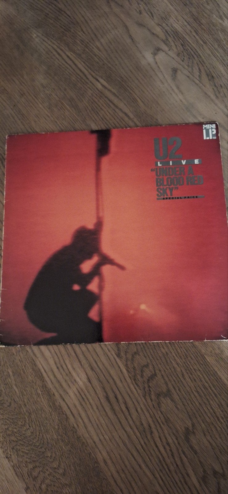 U2 - Under A Blood Red Sky (Live Mini LP), Ophalen of Verzenden, 1980 - 1989, Gebruikt, 12 inch
