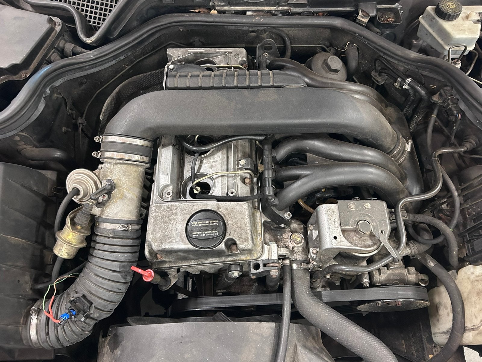 Motorblok Mercedes om604 C220D met brandstofpomp, Ophalen, Gebruikt, Mercedes-Benz