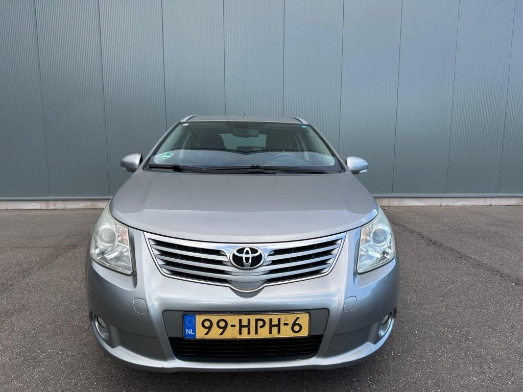 Toyota Avensis Wagon 1.8 VVTi Dynamic CLIMA | NAVI | TREKHAA, Auto's, 1385 kg, 15 km/l, Avensis, 4 cilinders