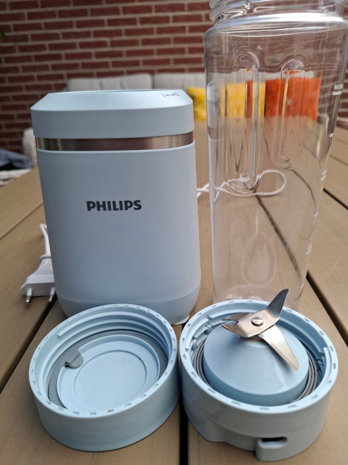 Philips Blender to Go - Compact en Handig, Witgoed en Apparatuur, Blenders, Ophalen of Verzenden, Zo goed als nieuw, Blender to go