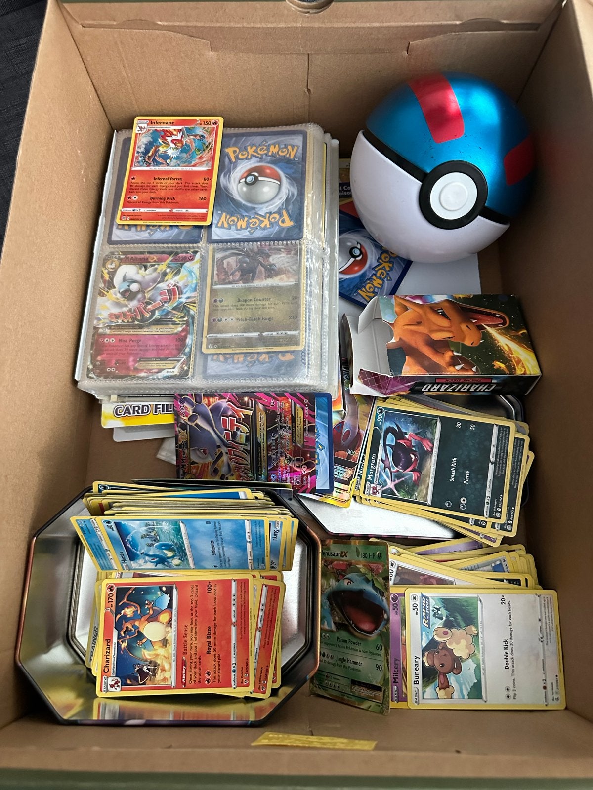 Grote collectie Pokémon kaarten met map en Pokébal, Ophalen of Verzenden, Gebruikt, Meerdere kaarten
