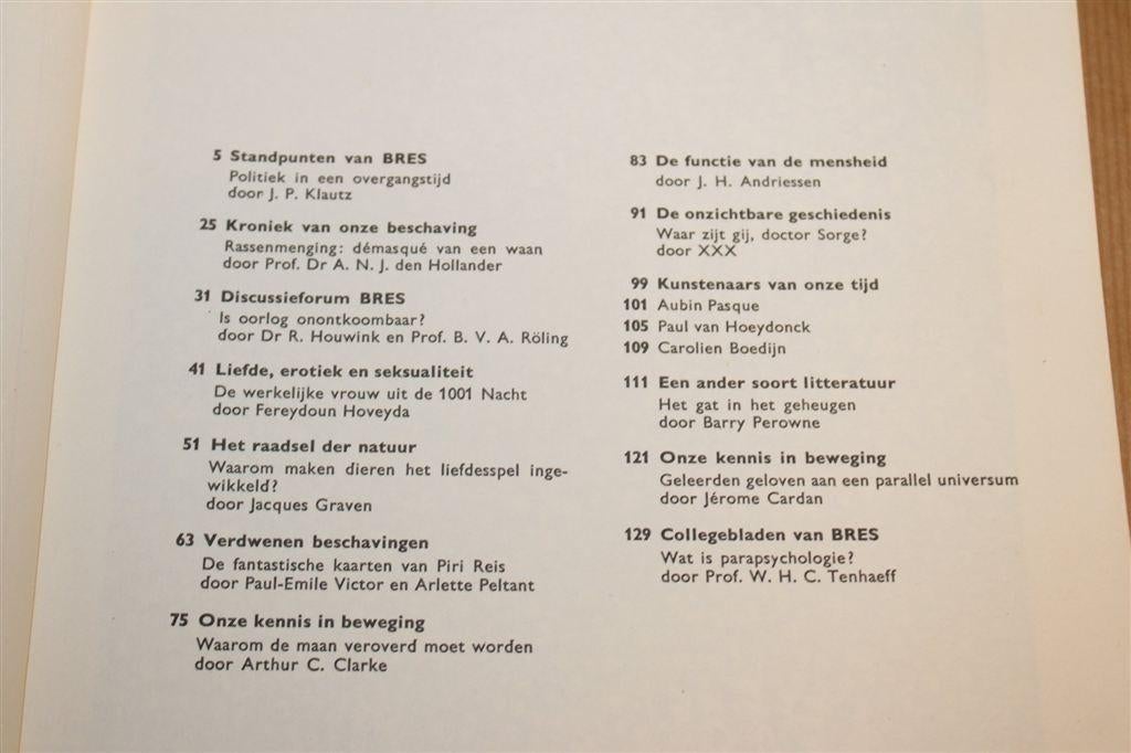 BRES 5, 1966 — Wetenschap, Religie, Kunst en Esoterie, Ophalen of Verzenden, Gelezen, Overige onderwerpen, Achtergrond en Informatie