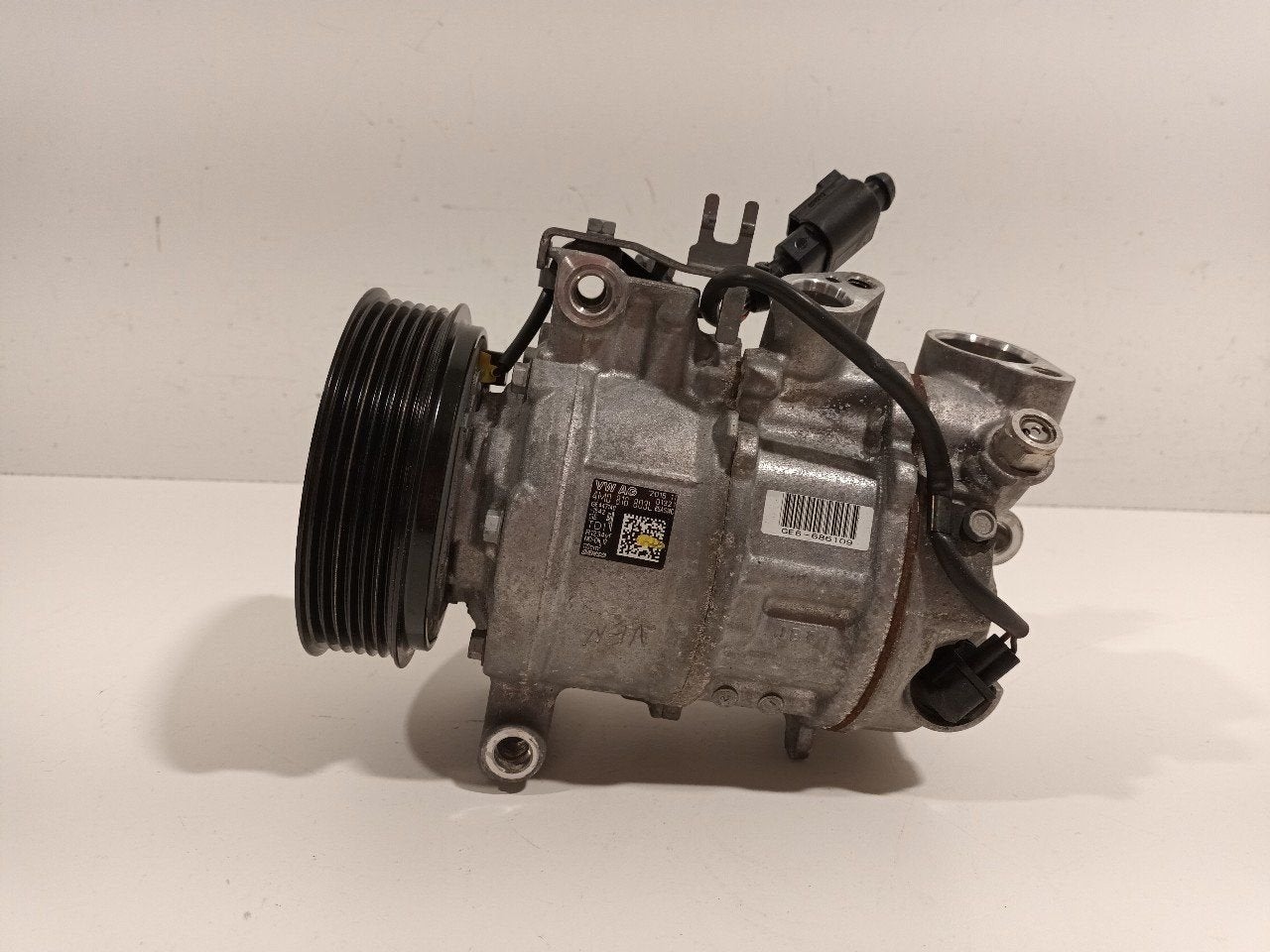Airco pomp Audi Q7, Onderdelen@venauto.nl, Van der Ven Autorecycling B.V., Gebruikt, Ettenseweg 76, 4706 PB Roosendaal, The Netherlands