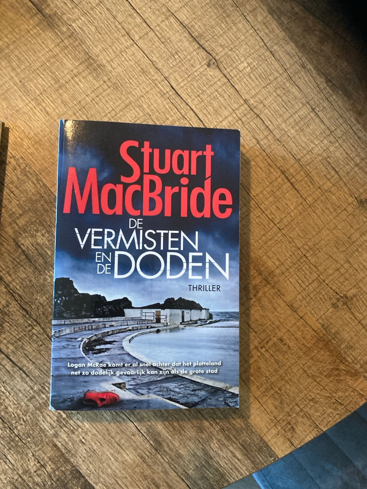 De Vermisten en de Doden - Stuart MacBride (Thriller), Ophalen of Verzenden, Gelezen, Europa overig