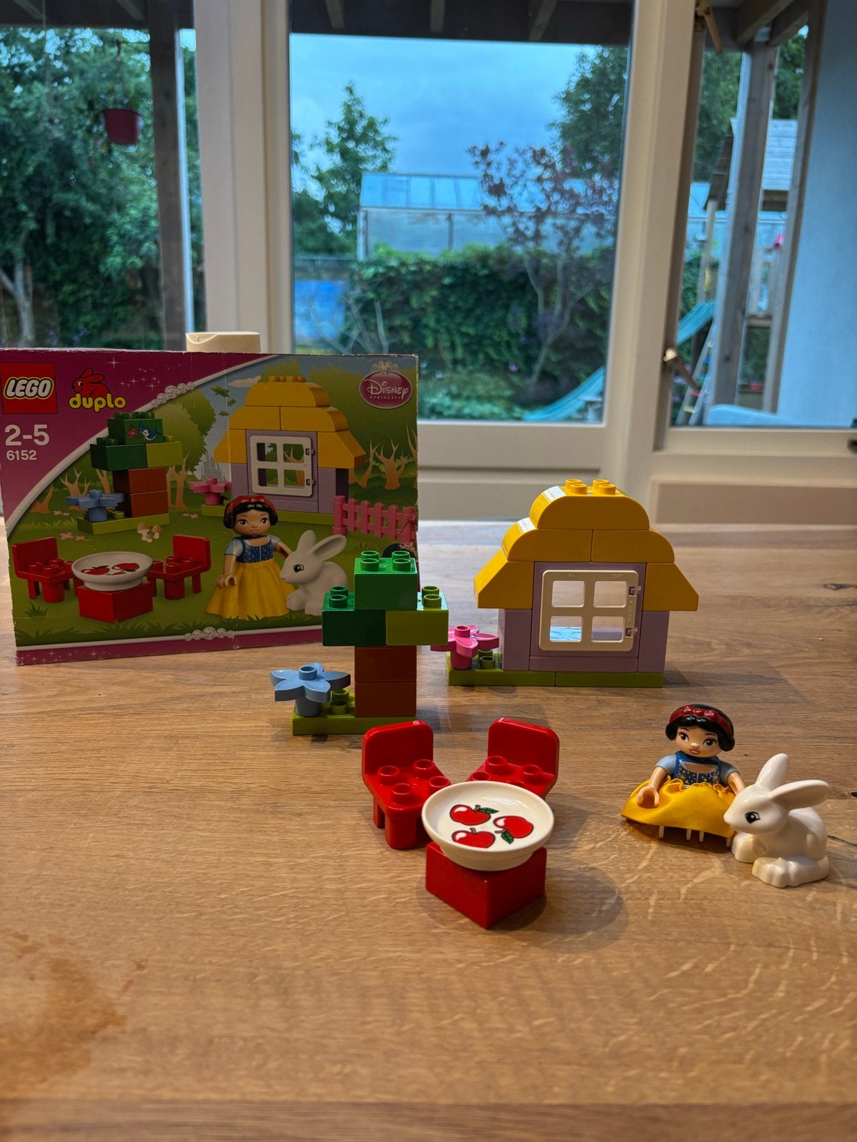 LEGO Duplo Sneeuwwitje's Huisje 6152 Disney Princess, Inclusief minifiguren, Gebruikt, Ophalen of Verzenden, Complete set